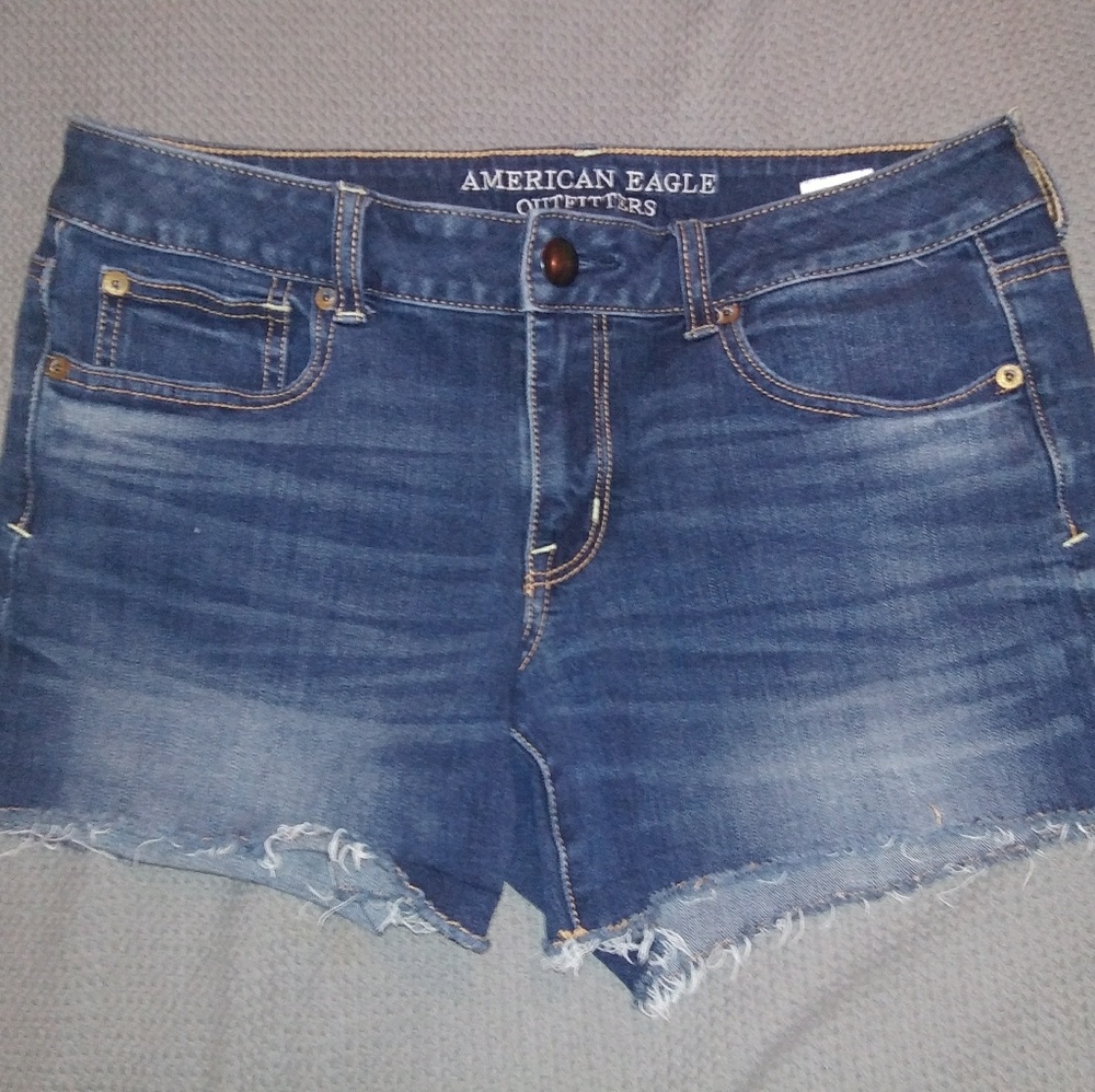 American Eagle Jean Shorts - Picture 2 of 4